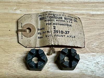 Harley 391037 NOS OEM 45 W WL WLA WLD  Springer Fork Front Axle & Nuts 193752