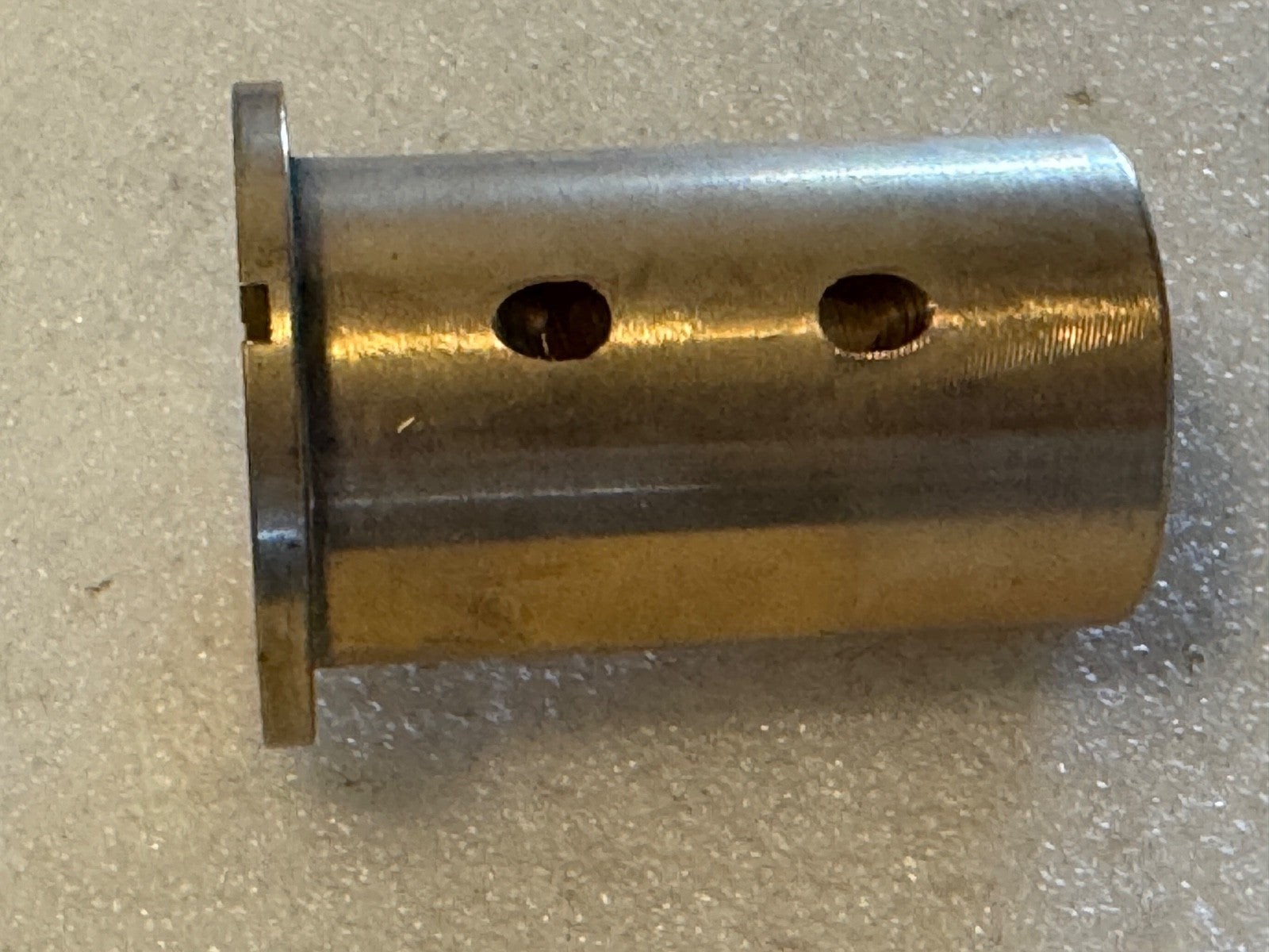 Harley 413-30 DL RL Servicar Right Case Gear Shaft Bushing 1929-36 USA