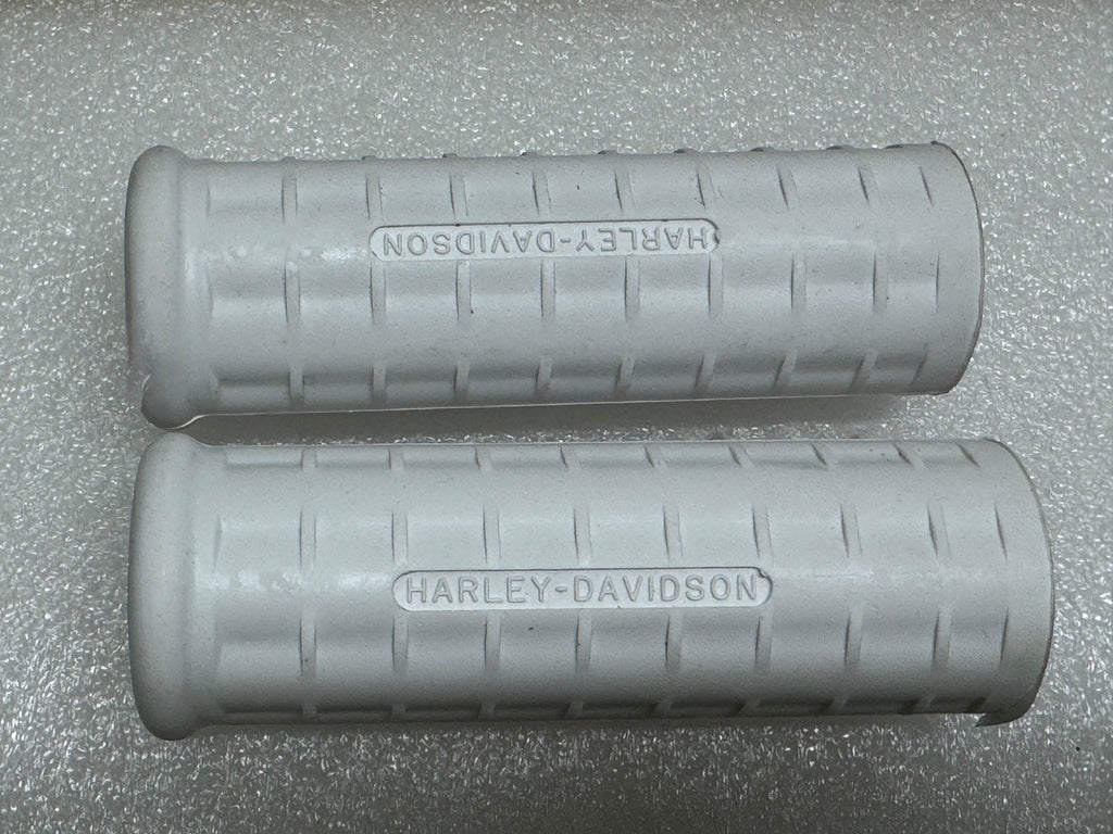 Harley 56201-54 Panhead Servicar Waffle Grips Open End White w/ Logo 1954-61