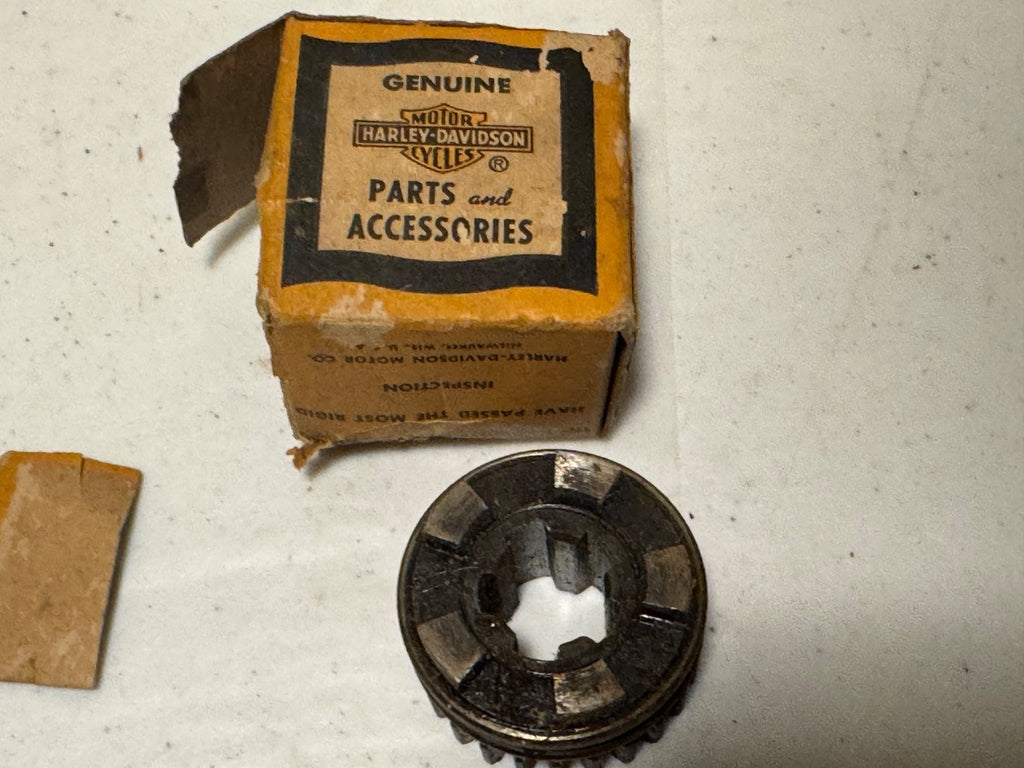 Harley NOS OEM 35056-47A Mainshaft Sliding Gear 1948-54 S St Hummer0