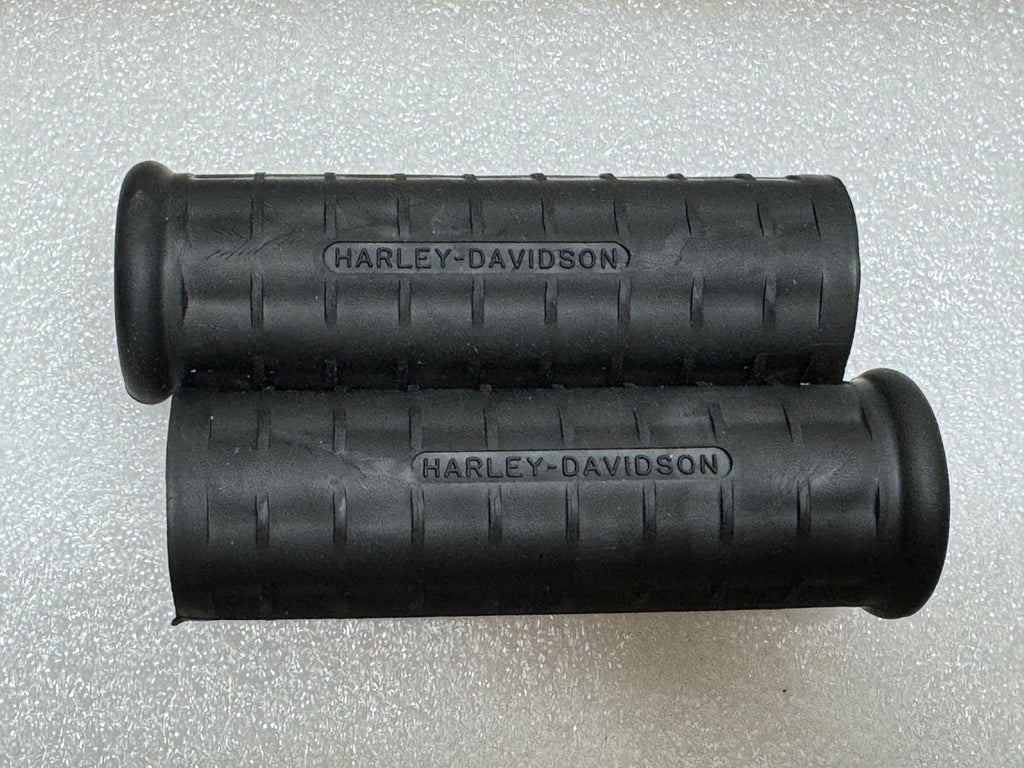 Harley 56210-47 Panhead Hummer Waffle Grips Closed End Black w/ Logo 1948-53