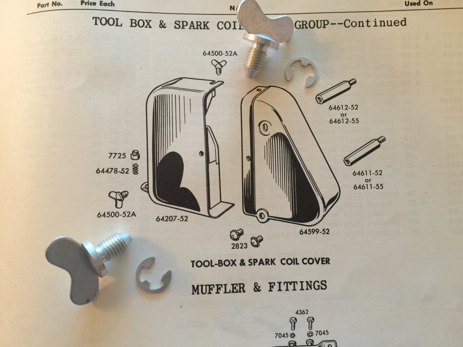 Harley K-Model & Sportster Tool Box Wing Stud Screws & Clip 52-66 OEM# 64500-52A