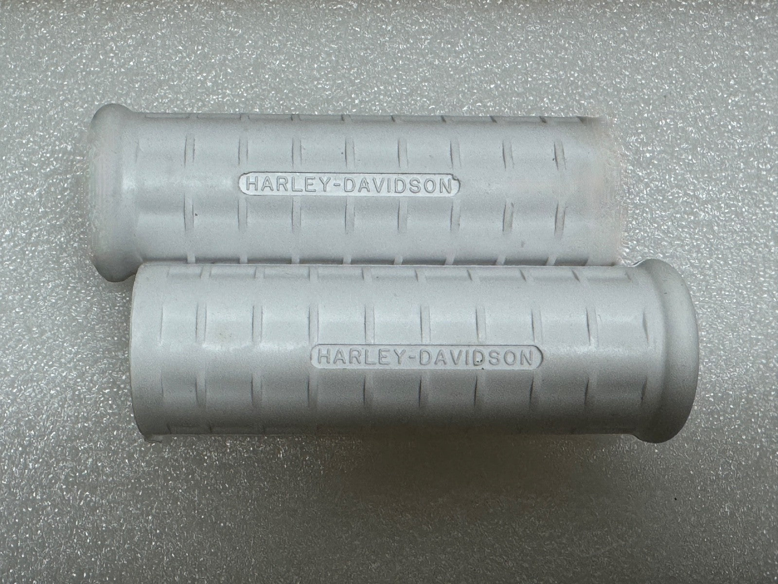 Harley 56201-54 Panhead Servicar Waffle Grips Open End White w/ Logo 1954-61