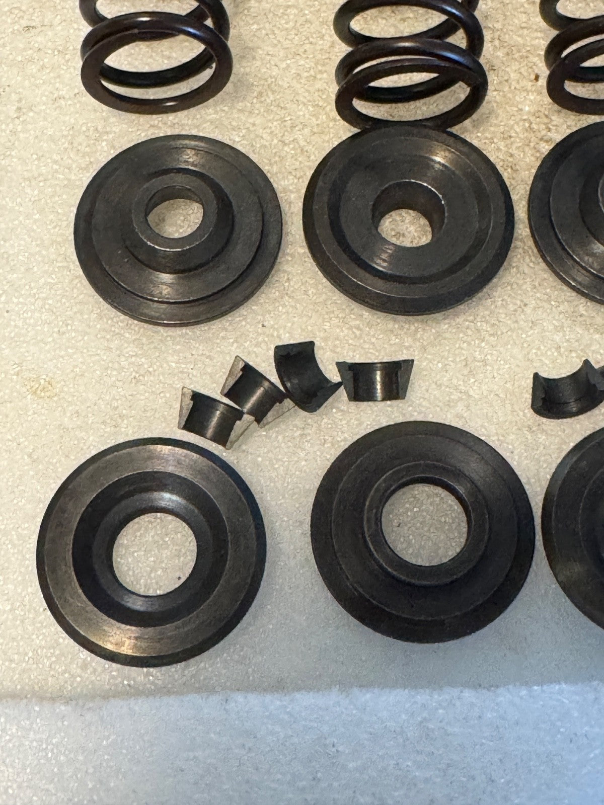Harley 18203-36 Panhead Shovelhead Valve Spring Kit Collars Keepers 1948-79 USA