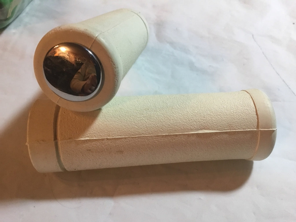 Harley Panhead Shovelhead FX Sportster Ranger Pacer Smooth Grips 1965-'73 White