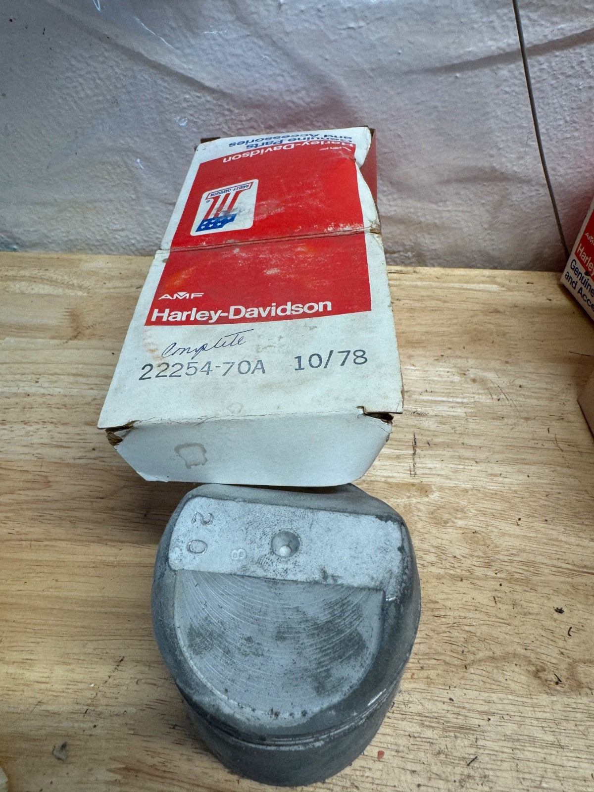 Harley NOS OEM# 22254-70 A Sportster XLH XLCH Piston .020 1970-71