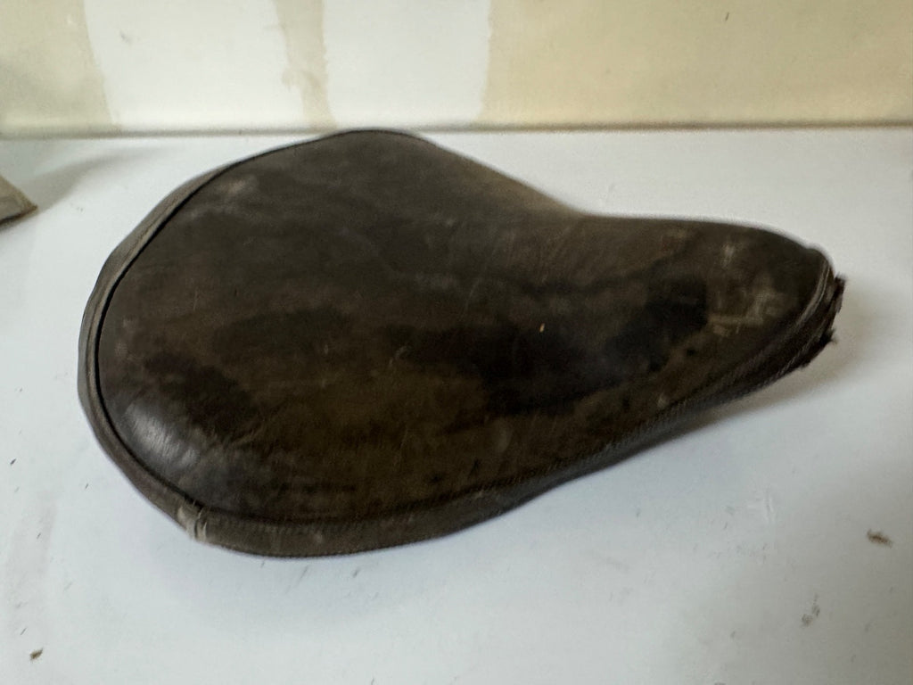 Harley Triumph Bates Seat Chopper Bobber WR Racer Great Patina!3