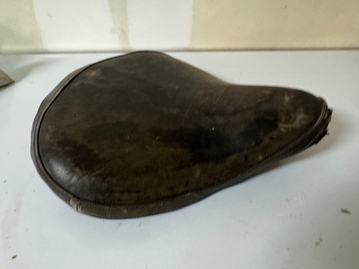 Harley Triumph Bates Seat Chopper Bobber WR Racer Great Patina!3