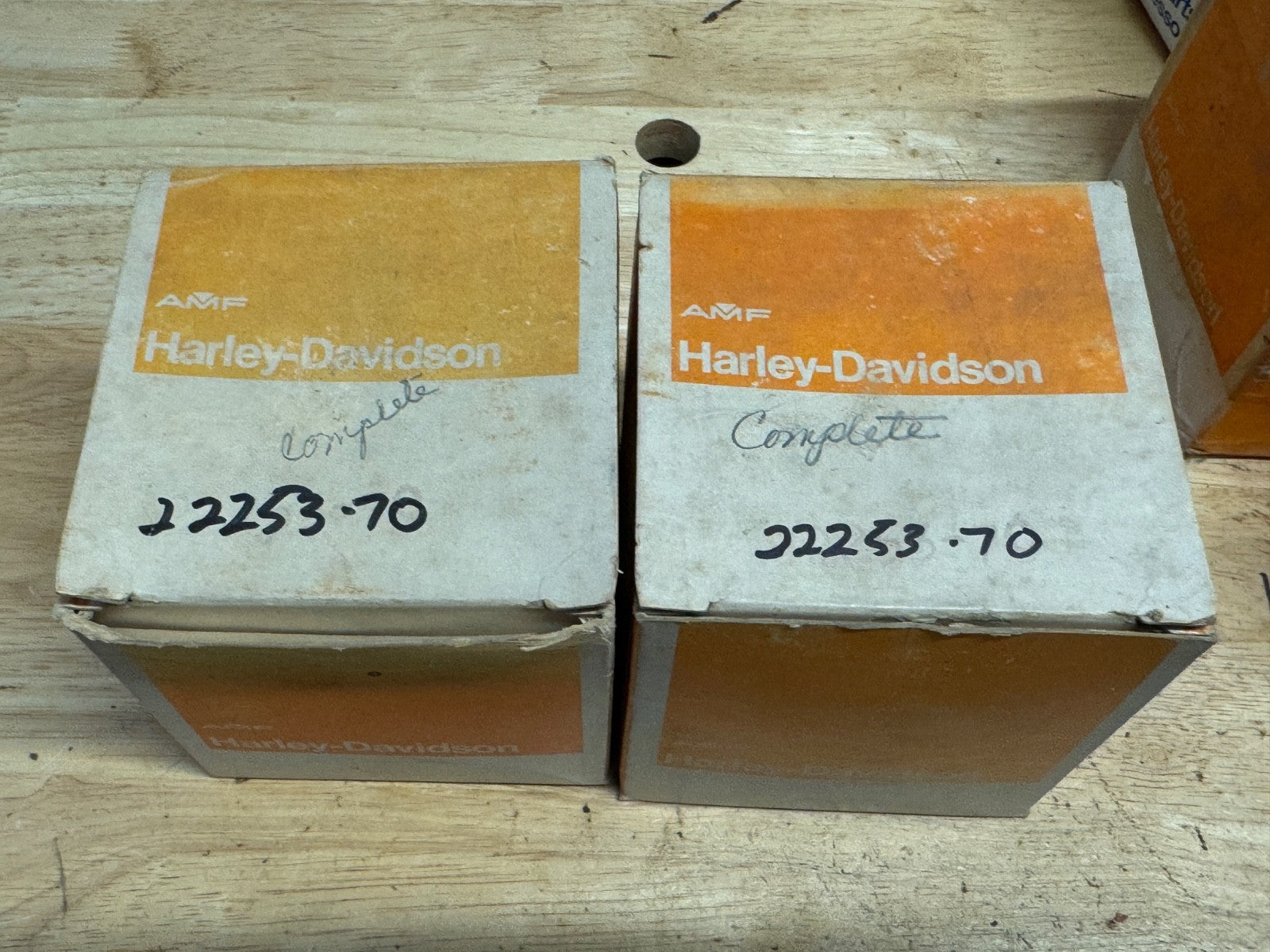 Harley NOS OEM# 22253-70 Sportster XLH XLCH Pistons .010 1970-71