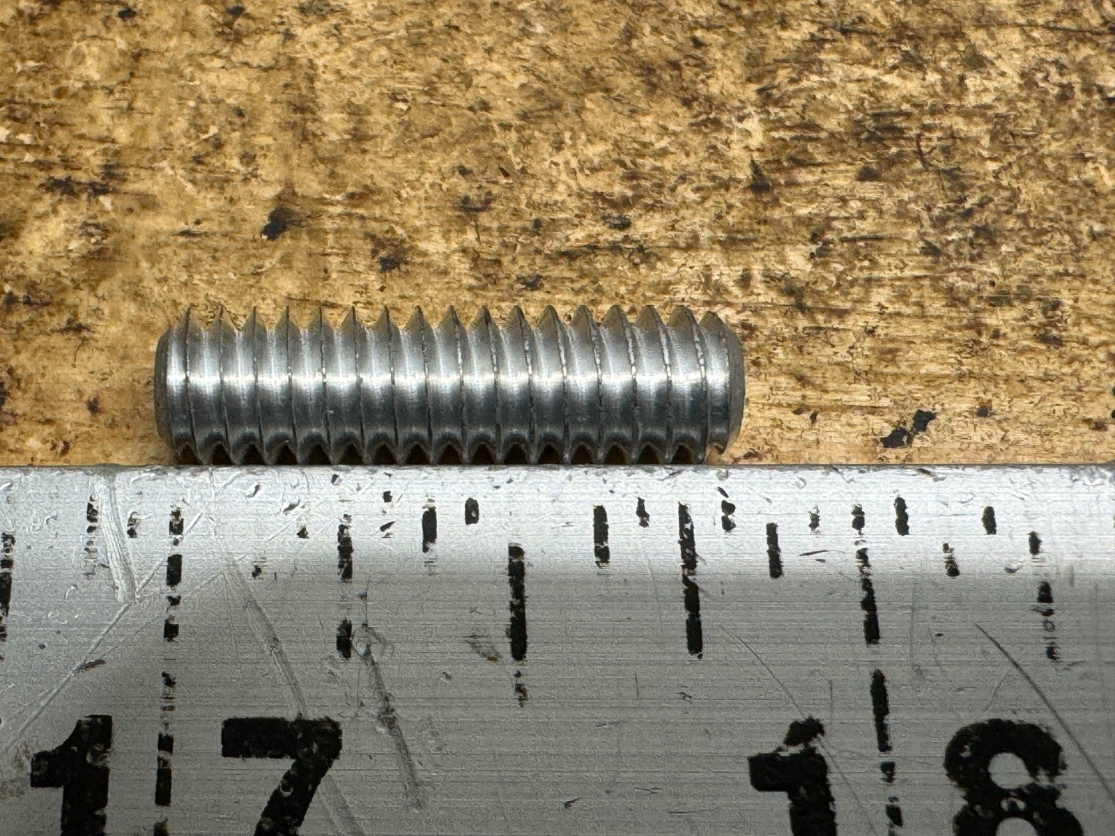 Harley 5070-47 Knucklehead Panhead 47-54 Tombstone Tail Lamp Stud & Nut Kit