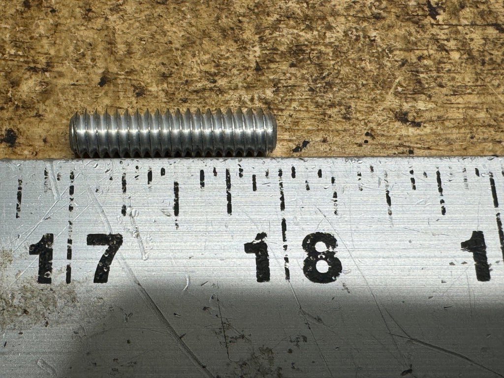 Harley 5070-47 Knucklehead Panhead 47-54 Tombstone Tail Lamp Stud & Nut Kit