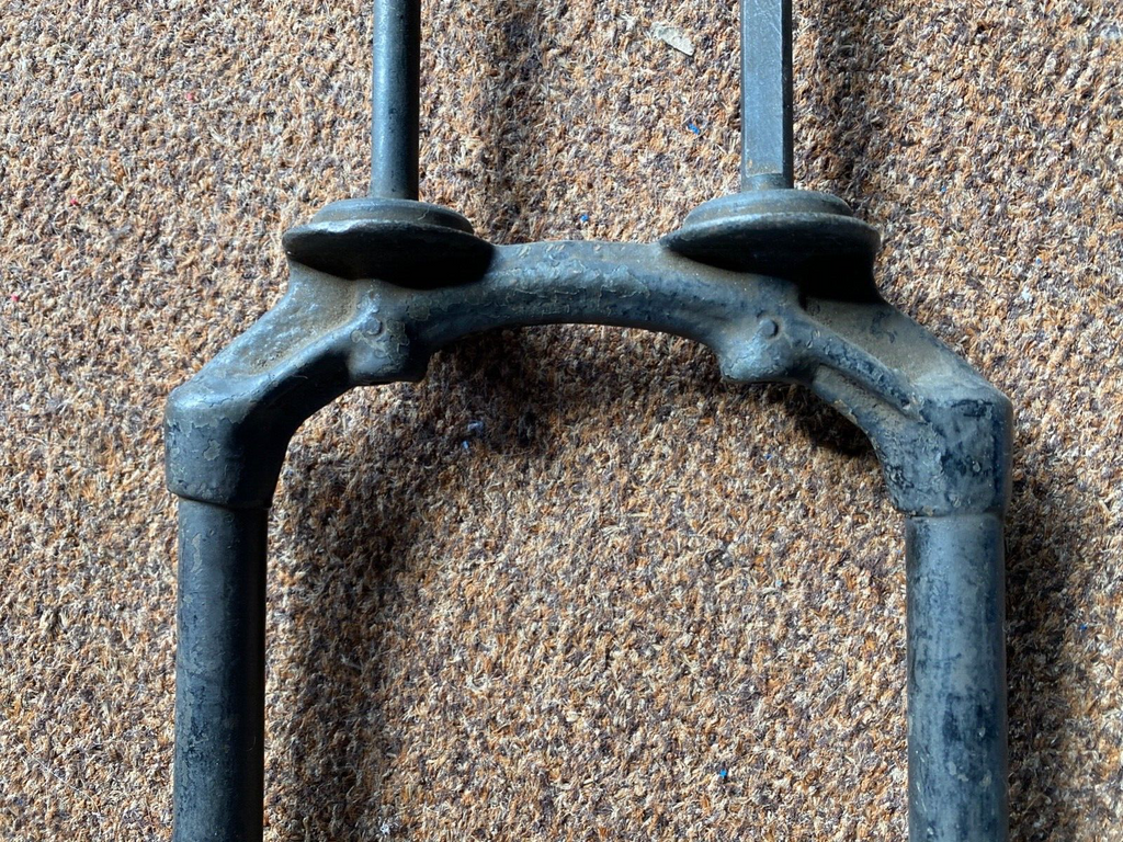 Harley NOS OEM 2607-26 Front Spring Fork Pea Shooter 21" Single DL 1926-34