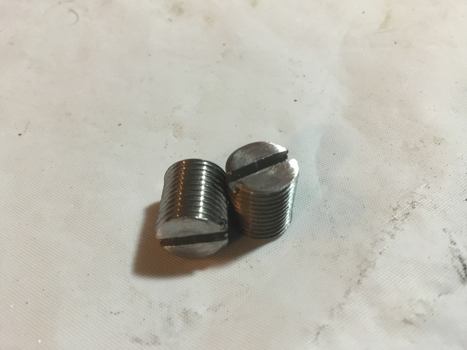 Harley JD VL RL UL Knucklehead Cylinder Head Primer Plugs OEM# 127-36 Euro