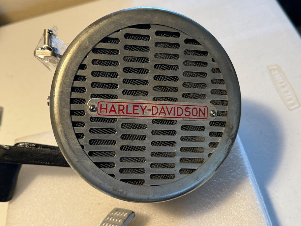 Harley NOS OEM 91130-49 Model 49 Rear Wheel Siren 1948-1957 Panhead