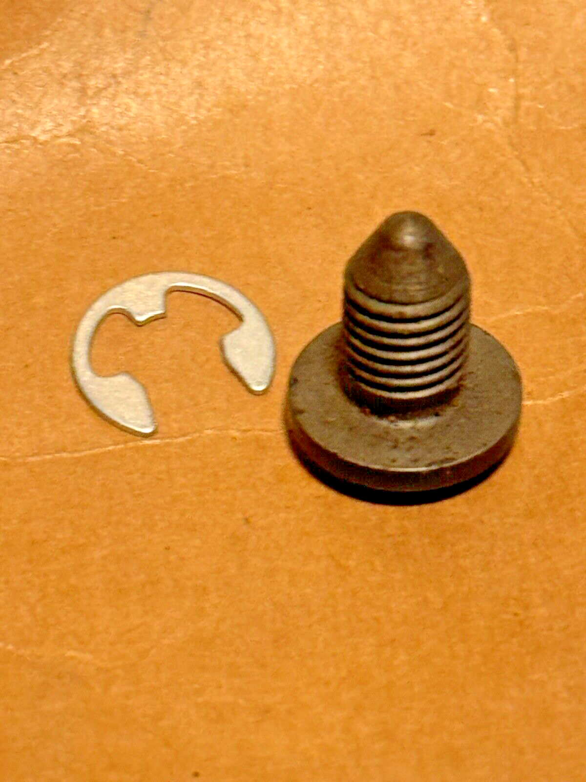 Harley NOS OEM# 64503-58A Panhead Tool Box Lid Screw Stud & Clip 58-64 Duo-Glide