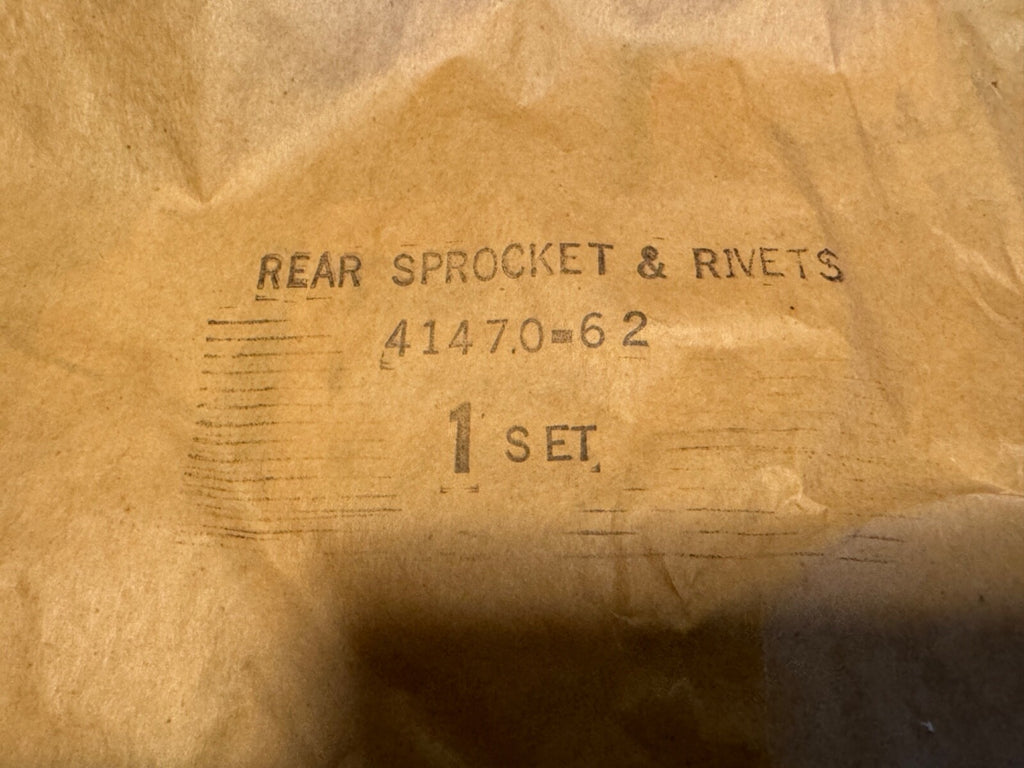 Harley NOS Panhead Duo-Glide Electra Rear  Brake Drum Sprocket 1962-66 41470-62