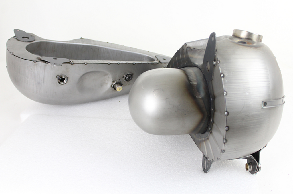 Harley 1941-46 WL & Servicar Fuel & Oil Tank Set Civilian W/ Trim & Emblem Mount3