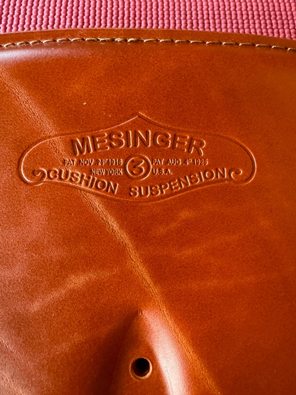 Harley 3181-25 JD VL RL C Single Mesinger #3 Tan Saddle Seat  Distressed Top