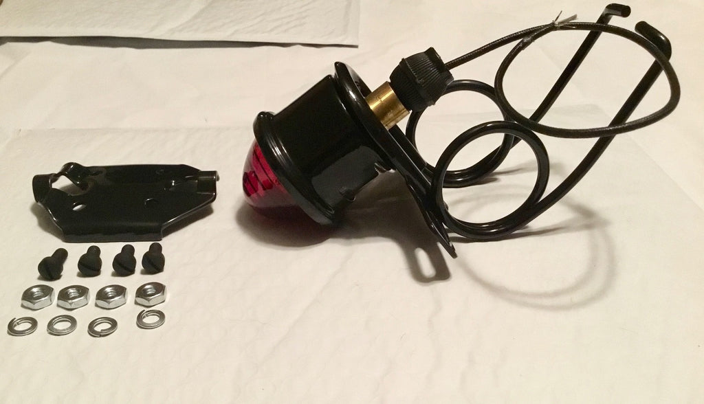 Harley JD Single Bobber 1923-27 Spring Type Bee Hive Tail Lamp Light 