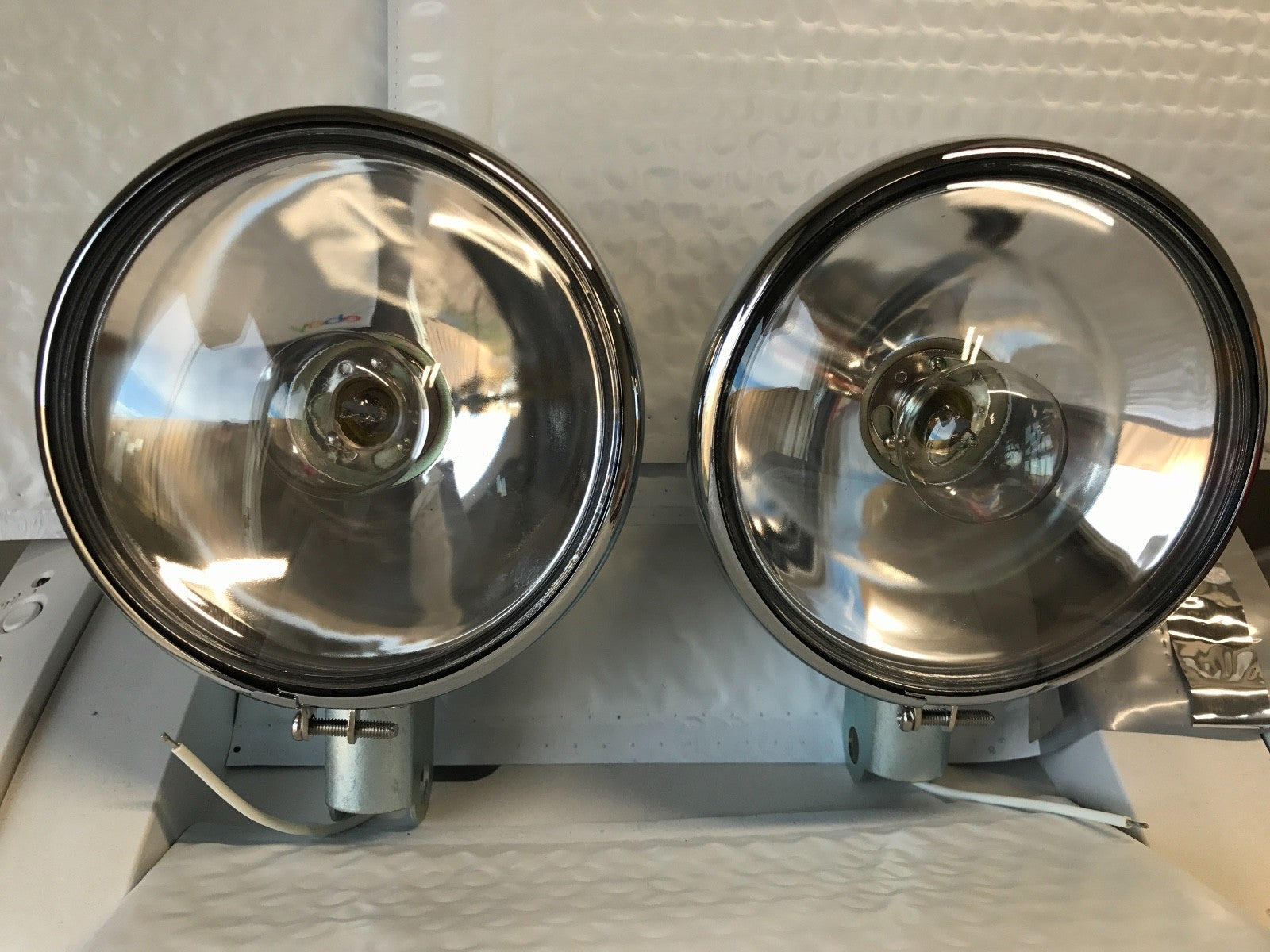 Harley 11366-38 Guide S-H2 Spot Lamps Knucklehead UL WL 1938-48 W/ Late Mounts