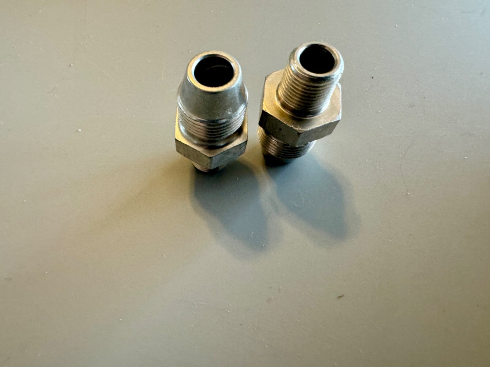 Harley JD VL WL Knuckle Oil Nipple Fittings 1915-73 OEM# 3577-15 63533-15 Cad