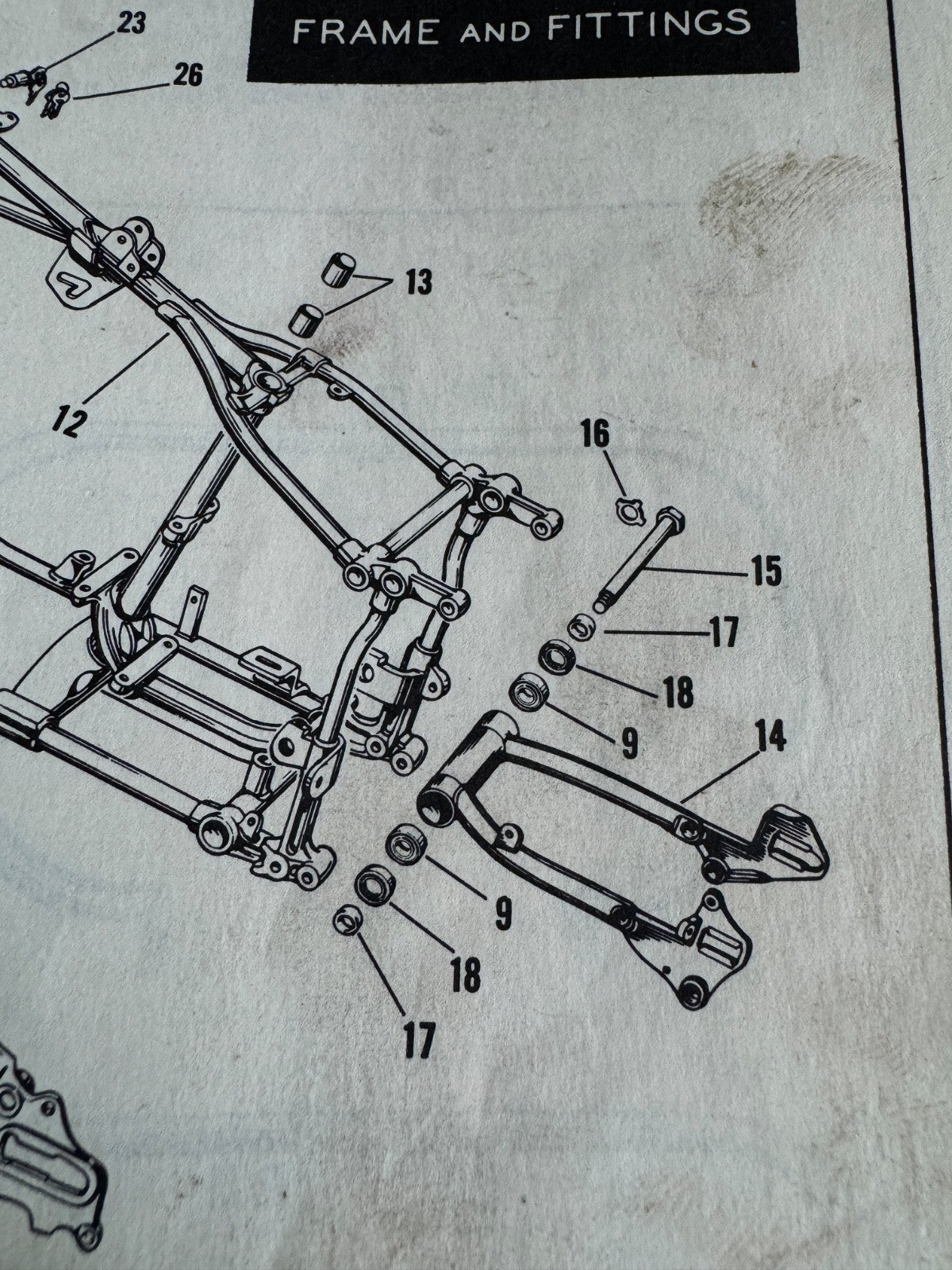 Harley 9033 FL FLH Duo-Glide Electra-Glide Swing Arm Bearing Race Seal Kit 58-72