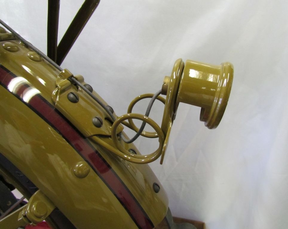 Harley JD Single Bobber 1923-27 Spring Type Bee Hive Tail Lamp Light 