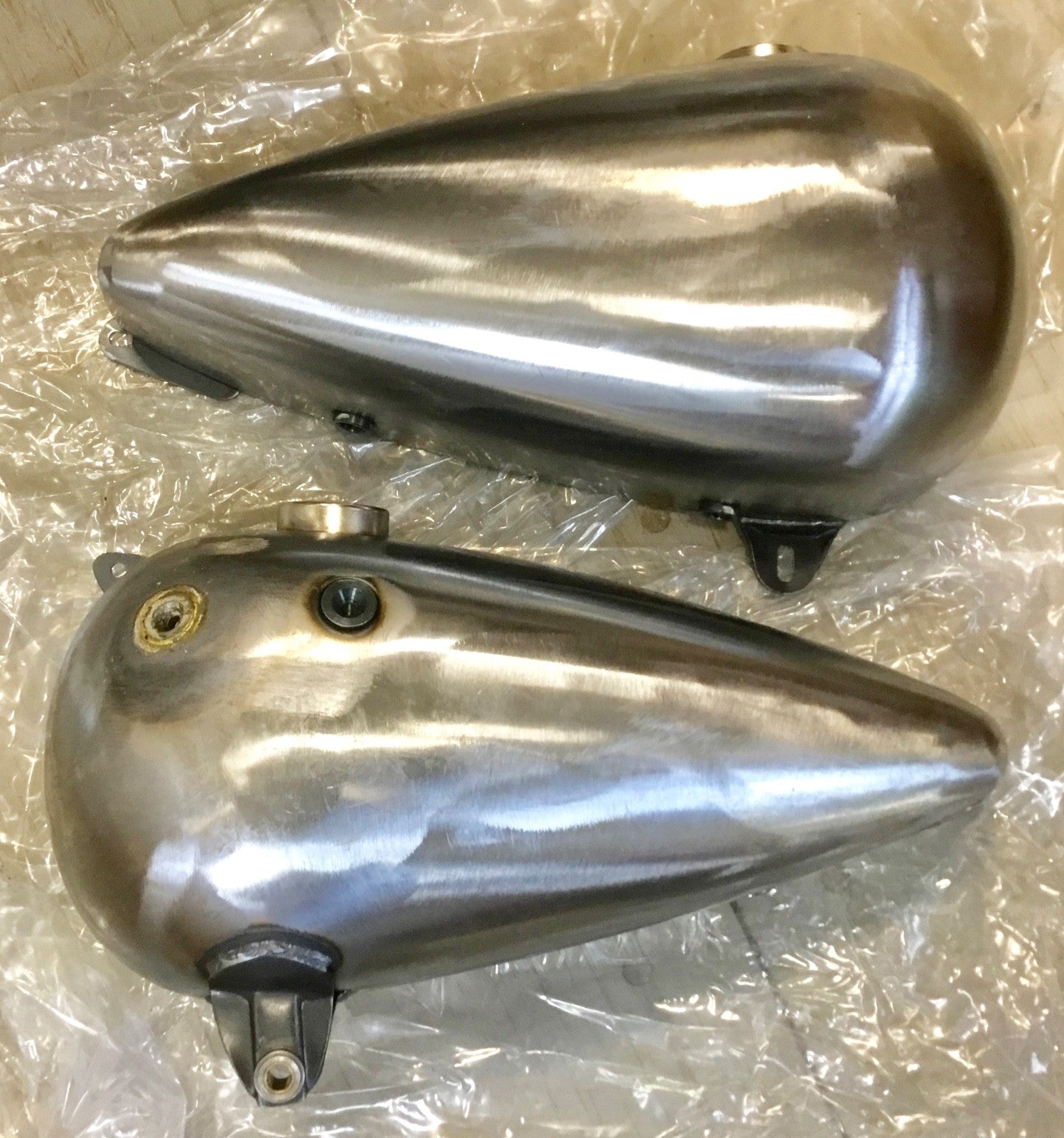 Harley WR Daytona 5 Gal Gas Fuel Tank Set Fit 37-52 WL Frames WRTT WLDR WL