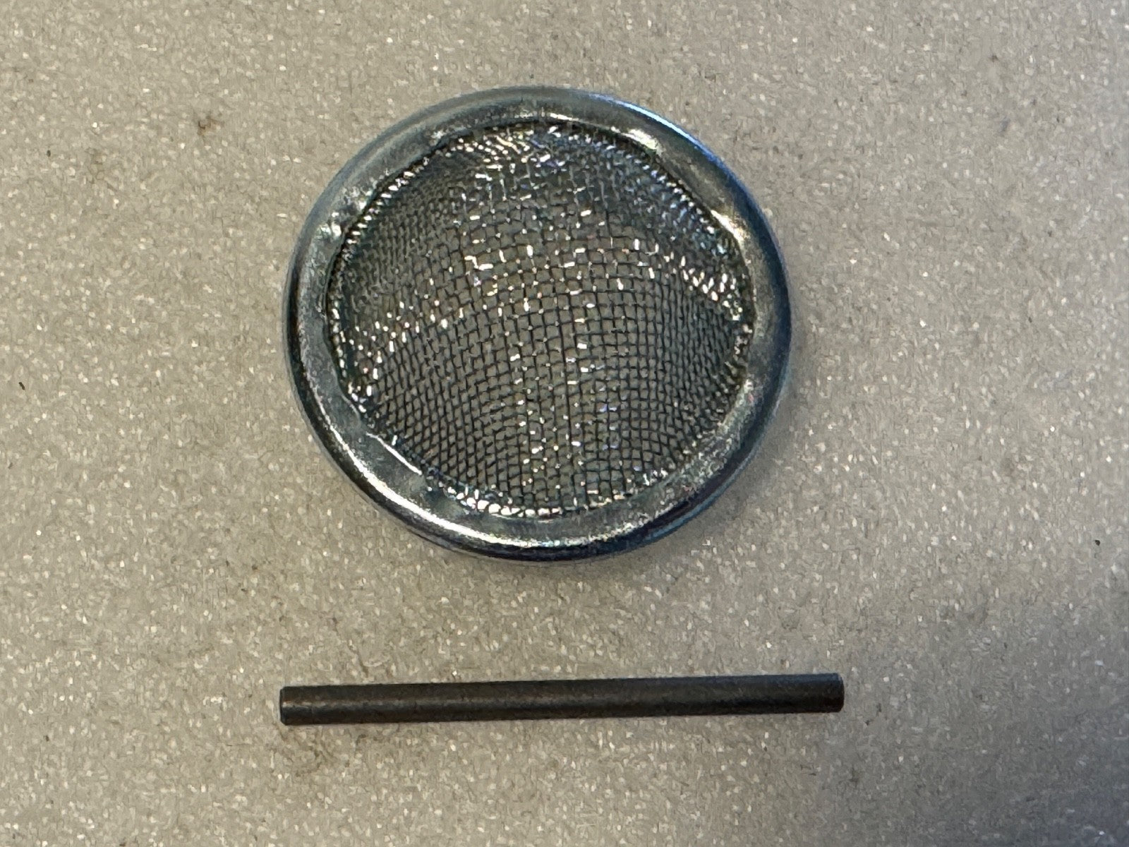 Harley 24975-37 411-37 UL WL Servi K Model Sportster Case Oil Screen 1937-76 USA