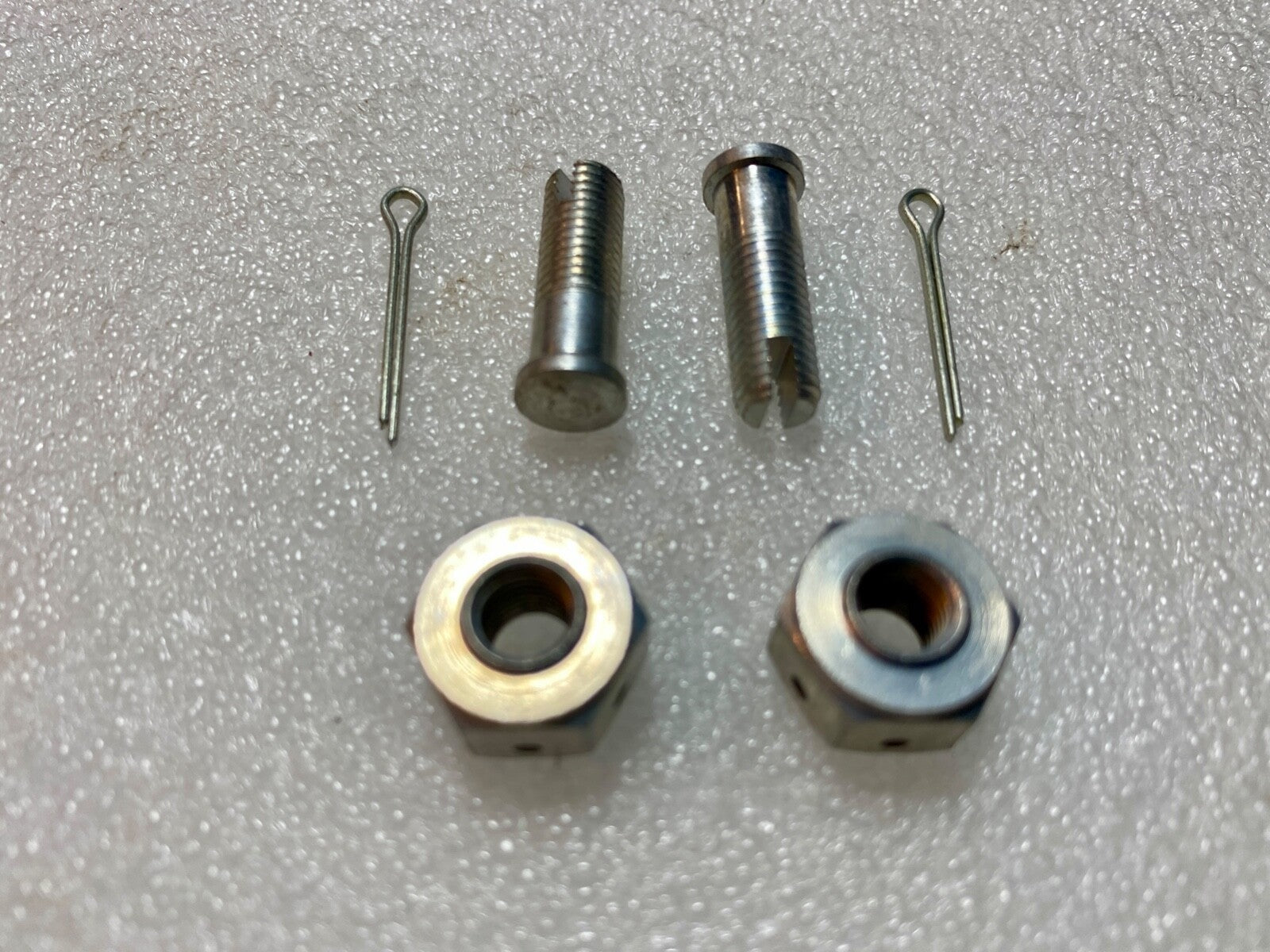 Harley 1948-1954 Panhead Intake Nipple Lock Screw Kit 27048-52, 27049-52 USA