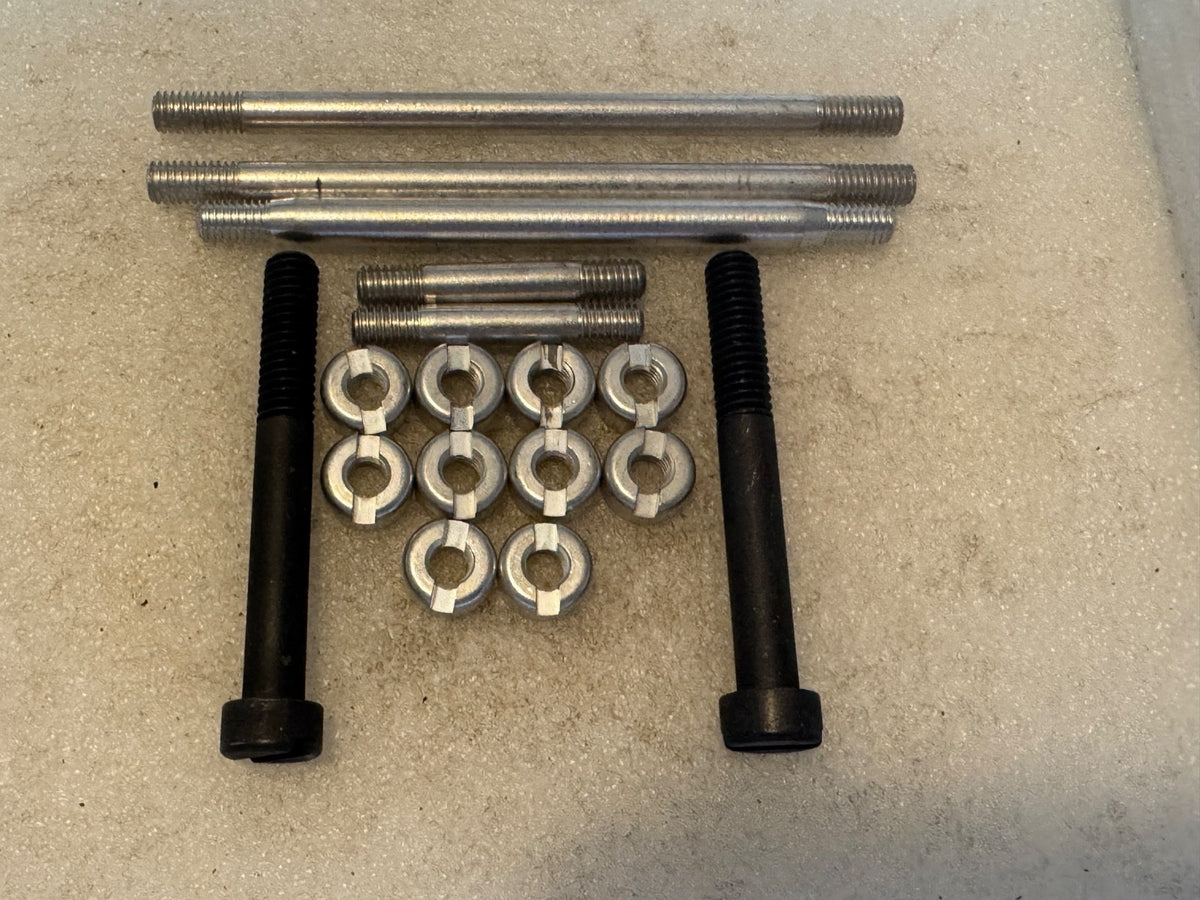 Harley 442-10 443-29 444-29 451-09 DL Servicar Engine Motor Case Stud Kit 29-312