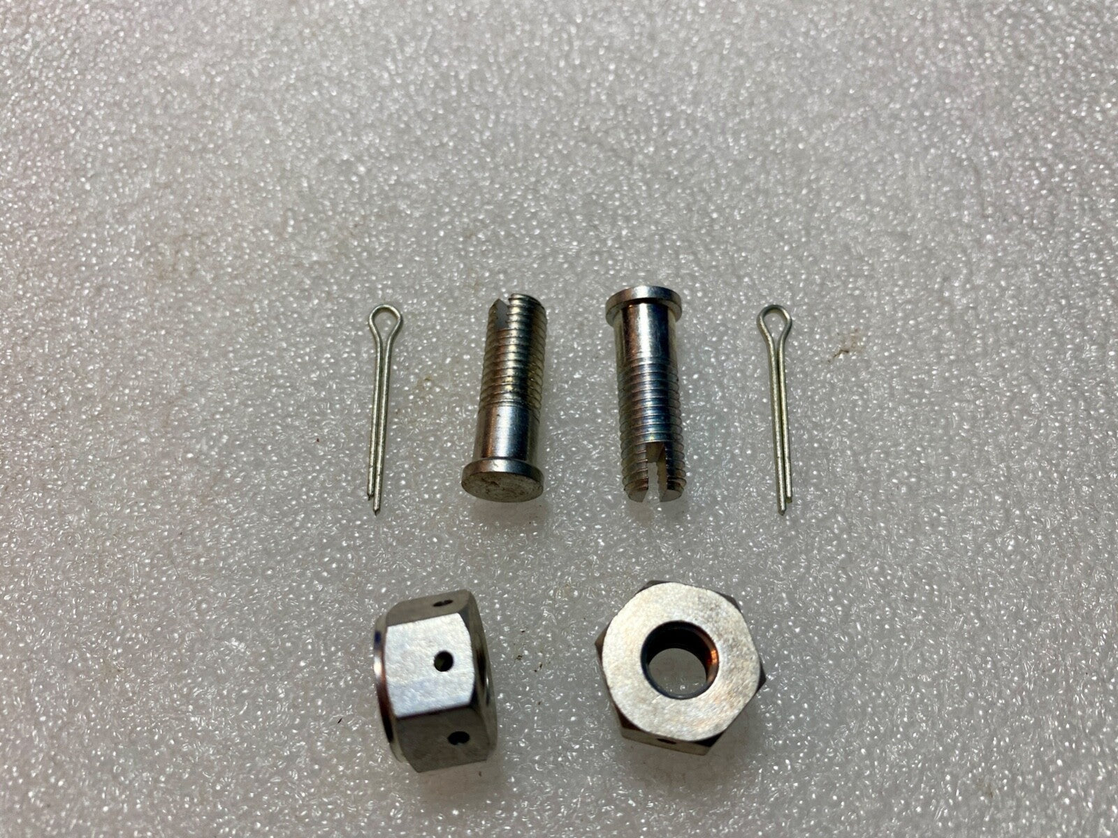 Harley 1948-1954 Panhead Intake Nipple Lock Screw Kit 27048-52, 27049-52 USA