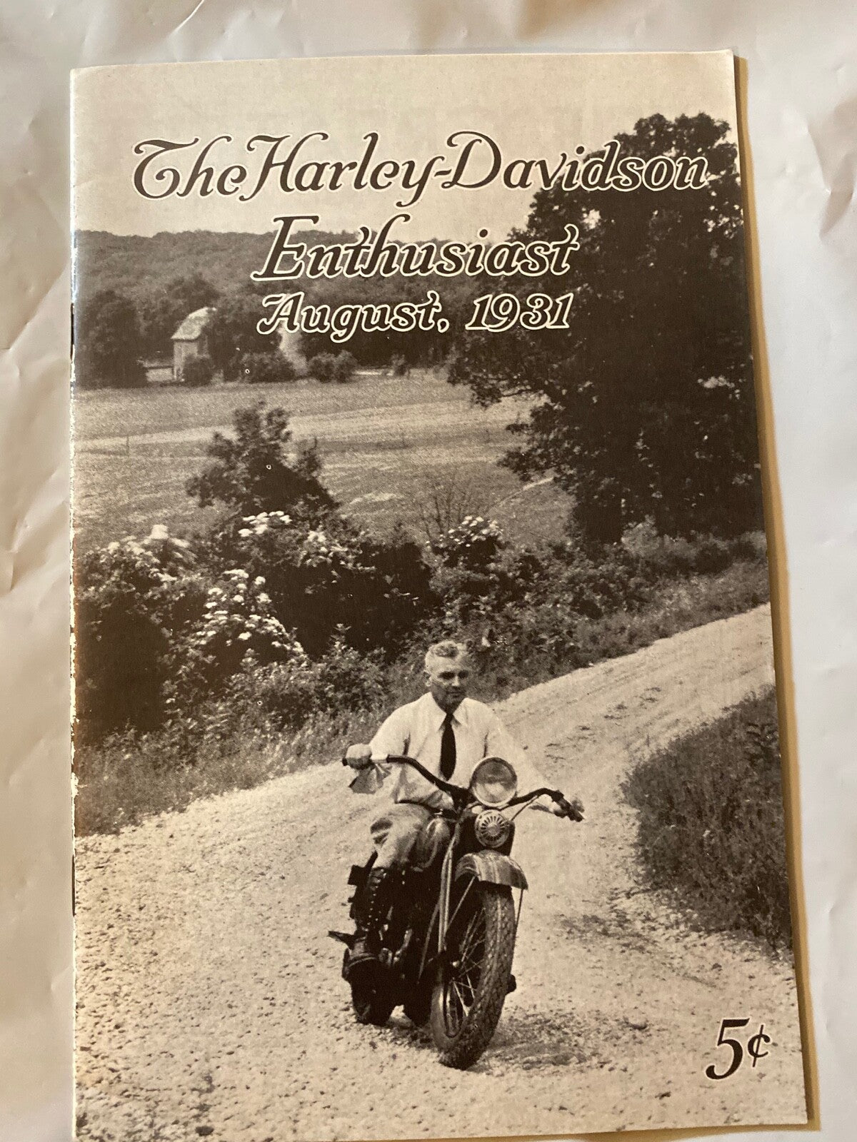 Harley Enthusiast Model Intro Issue 1932 Models Aug 1931 DL 21" Single V VL
