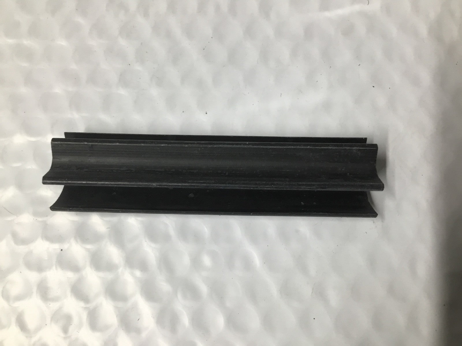 Harley Knucklehead Panhead UL Tank Divider Rubber Strip 1939-79 61122-39 3502-39