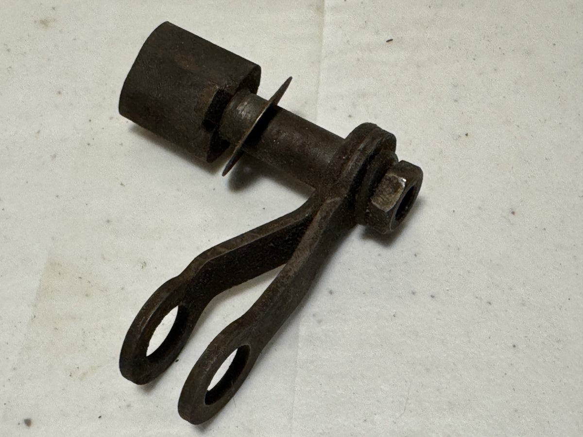 Harley NOS OEM 44300-51 Brake Operating Shaft & Lever Hummer 165 175 1951-660