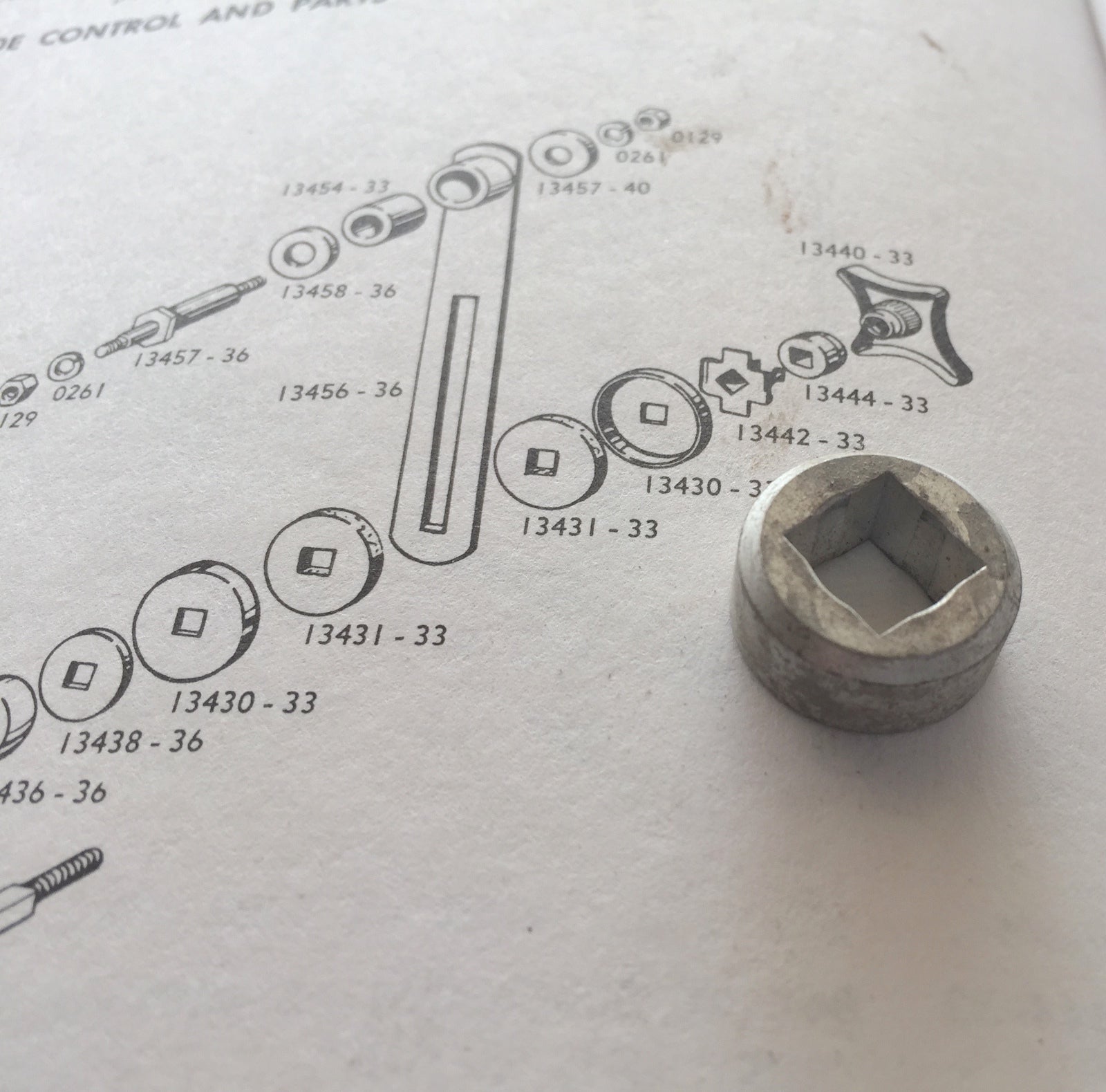 Harley Knucklehead Ride Control Adjusting Wheel Collar 1933-45 UL WLA 13444-33