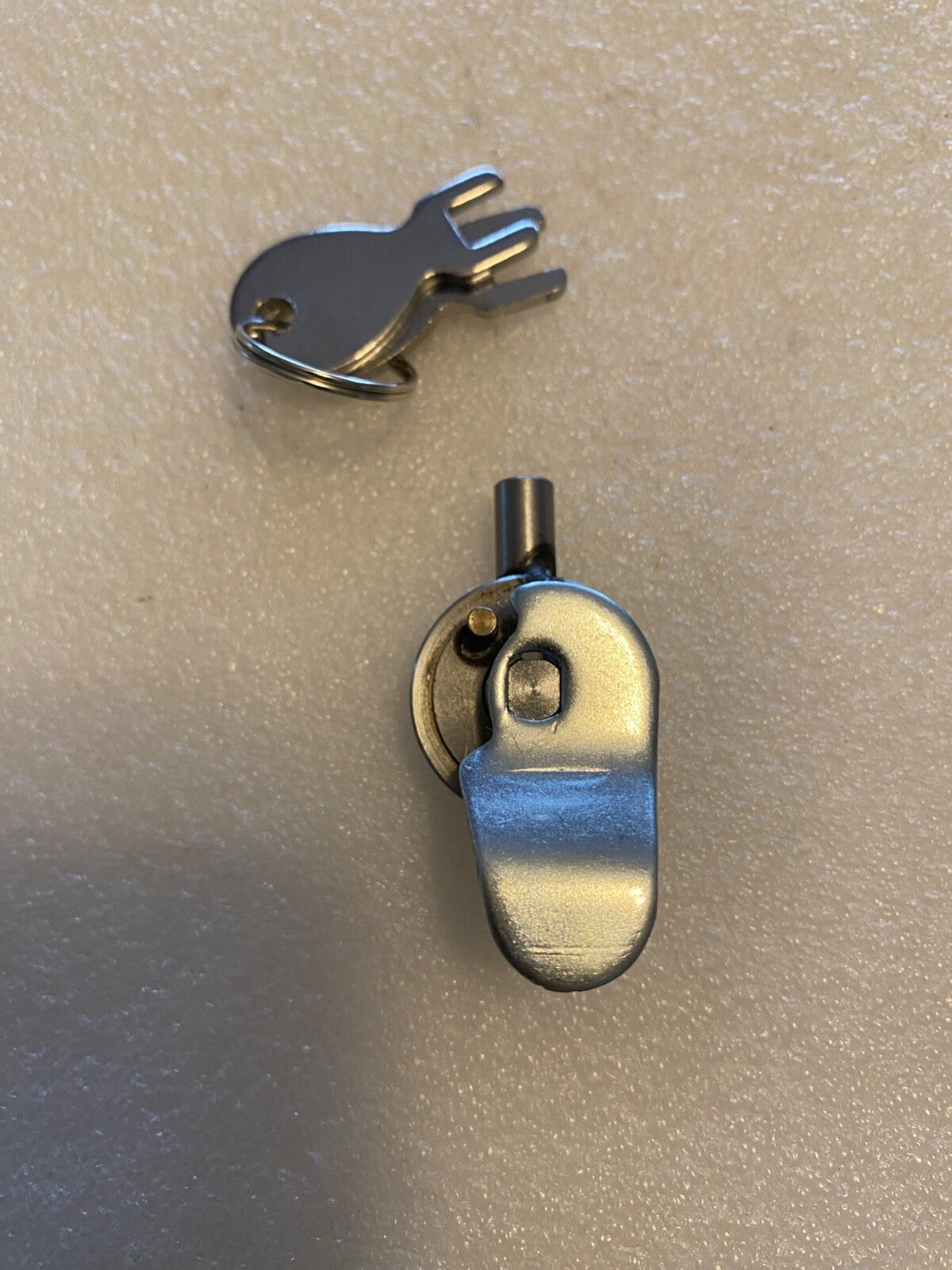 Harley Knucklehead UL Panhead WL WLA Oval Tool Box Lock Kit 1940-54 3452-40