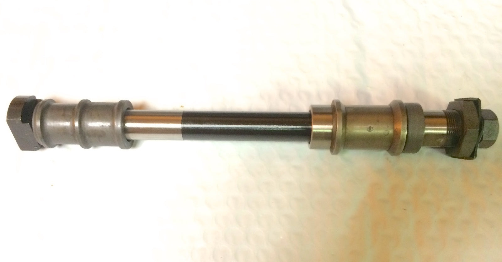 Harley W WL WLA WLD WLDR Rear Axle Kit 1941-1952 