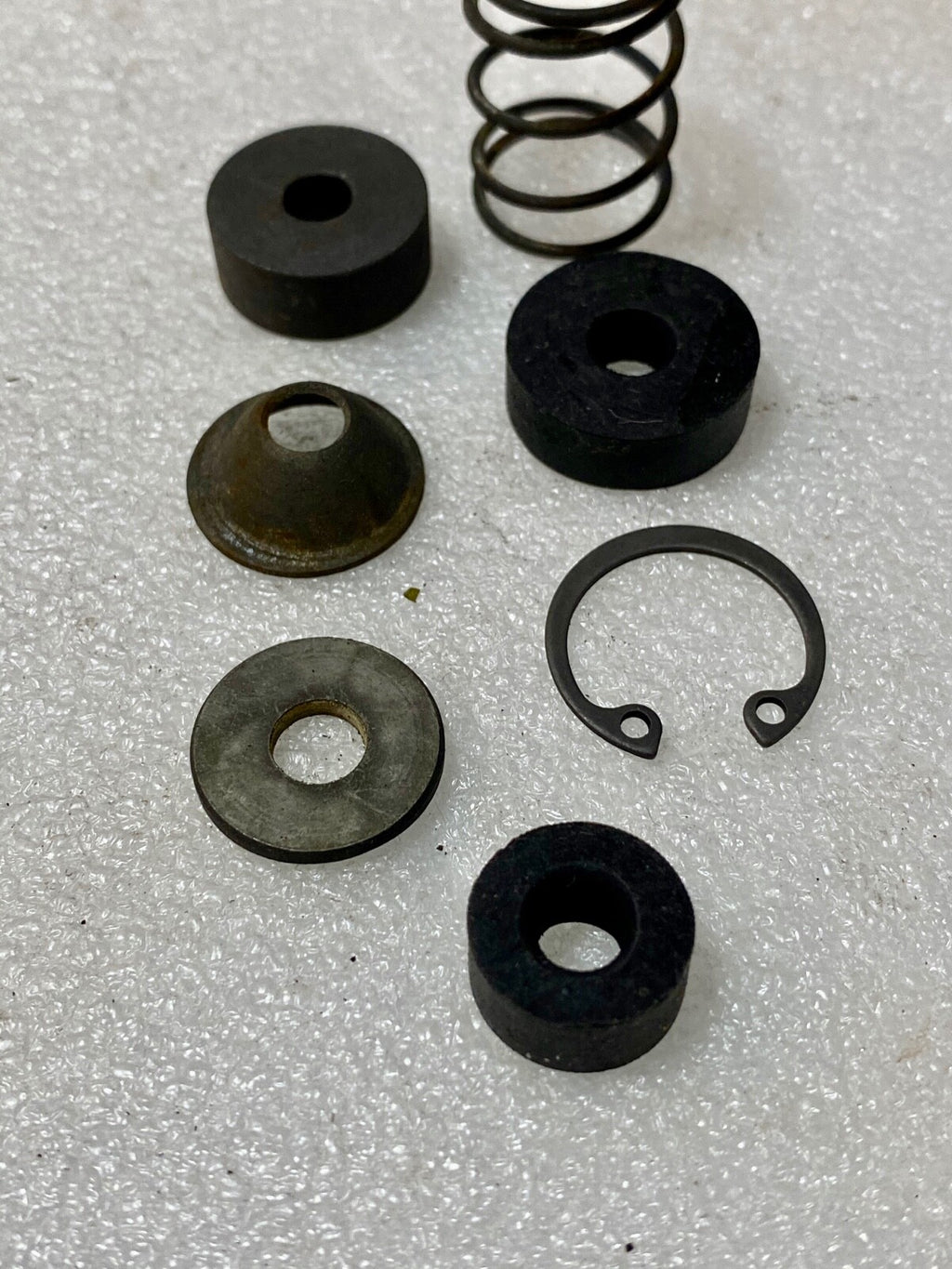 Harley NOS OEM 2461-41D WL WLA WLC Clutch Push Rod Oil Seal Kit '41-43, 37335-41