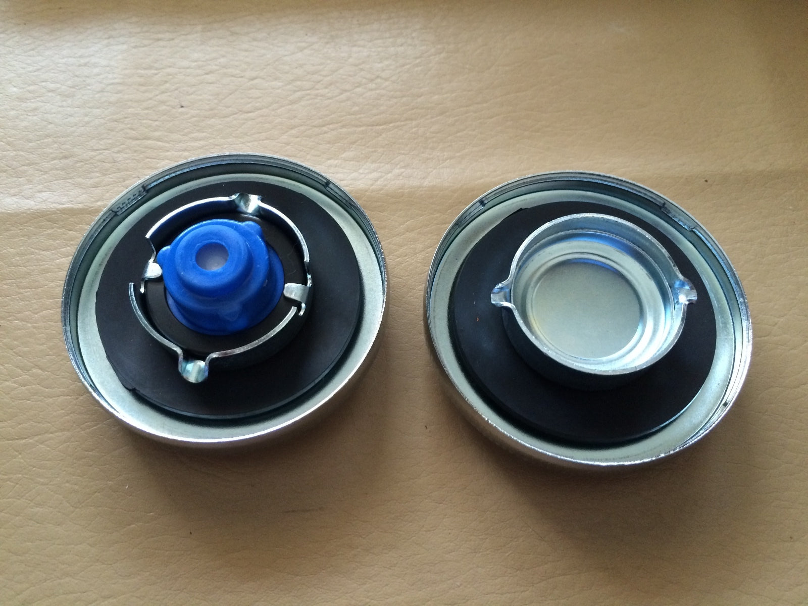 Harley Chrome Gas Caps ’73-’82 Shovelhead Vented & Non-Vented 