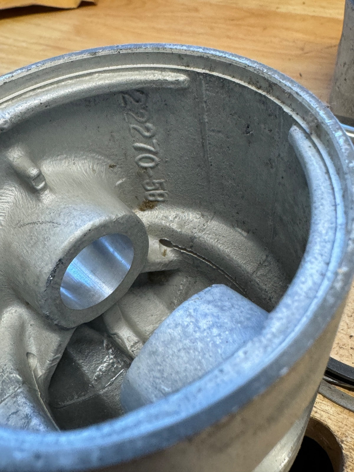 Harley NOS OEM# 22254-70 Sportster XLH XLCH Pistons .020 1970-71