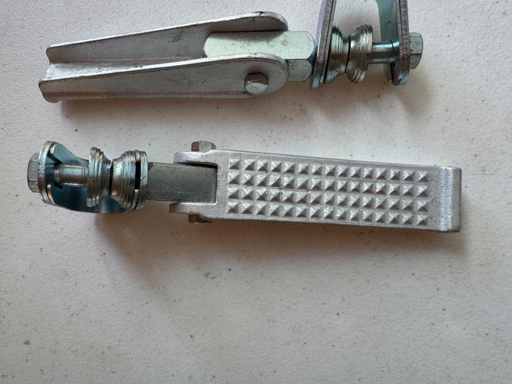 Harley NOS Dixie Superior Atlas Aluminum Highway Foot Peg Kit Panhead Knuckle