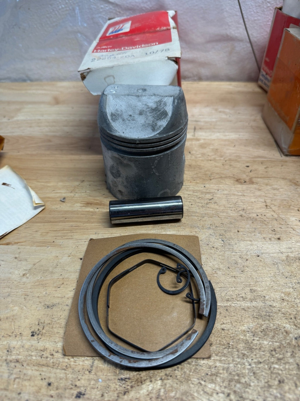 Harley NOS OEM# 22254-70 A Sportster XLH XLCH Piston .020 1970-71