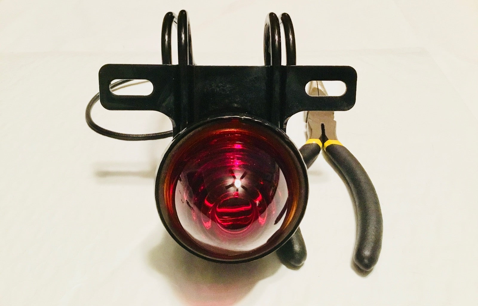 Harley JD Single Bobber 1923-27 Spring Type Bee Hive Tail Lamp Light 