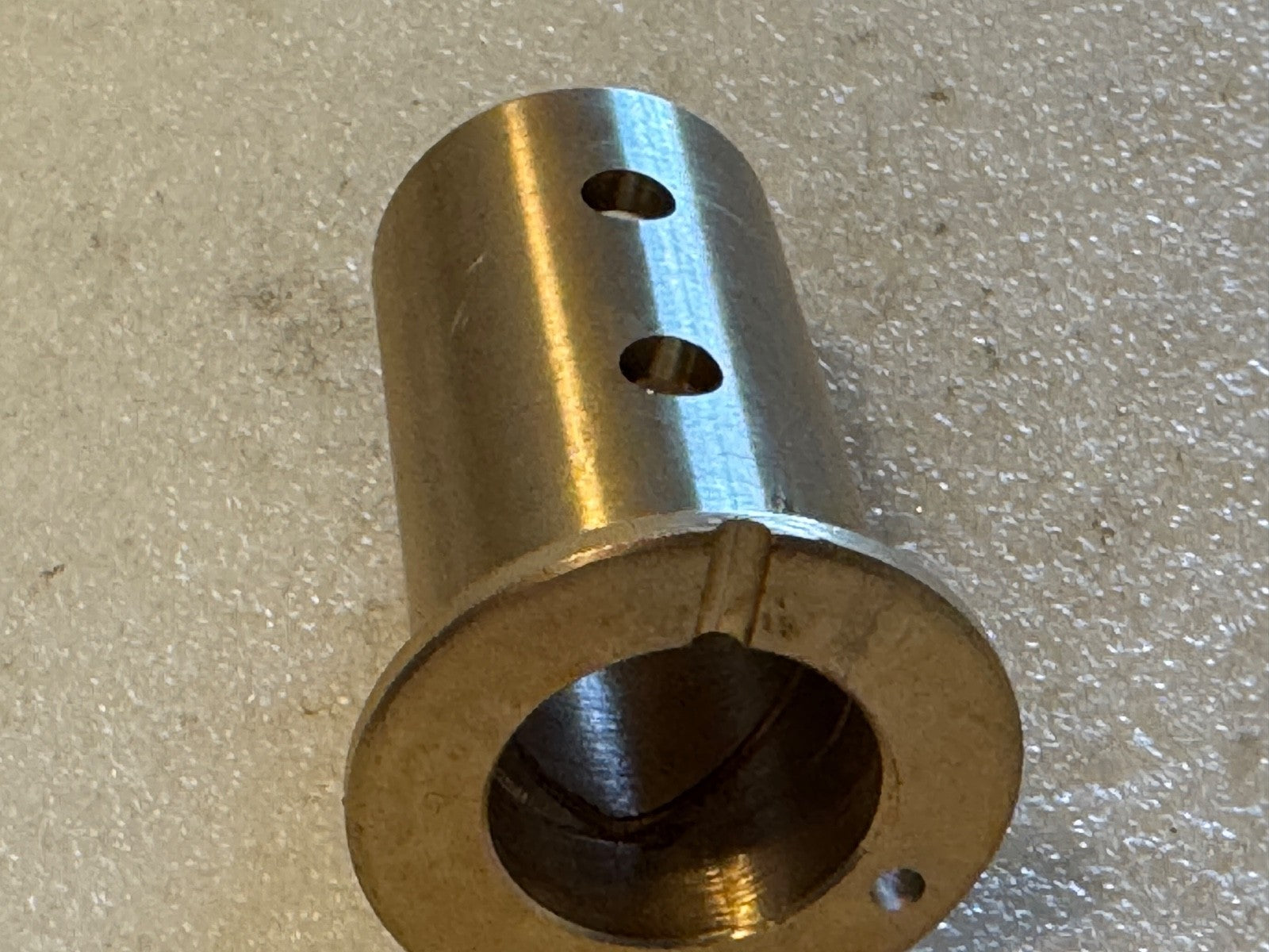 Harley 413-29 DL RL Servicar Right Case Gear Shaft Bushing 1929-36 USA