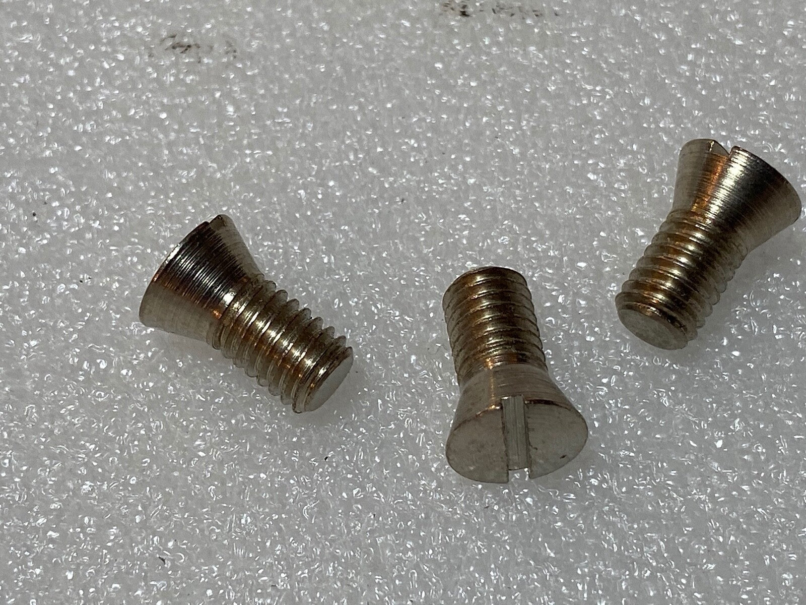 Harley Carburetor To Manifold Mount Screws J JD 61" 1915-23 OEM# 1123-15 USA