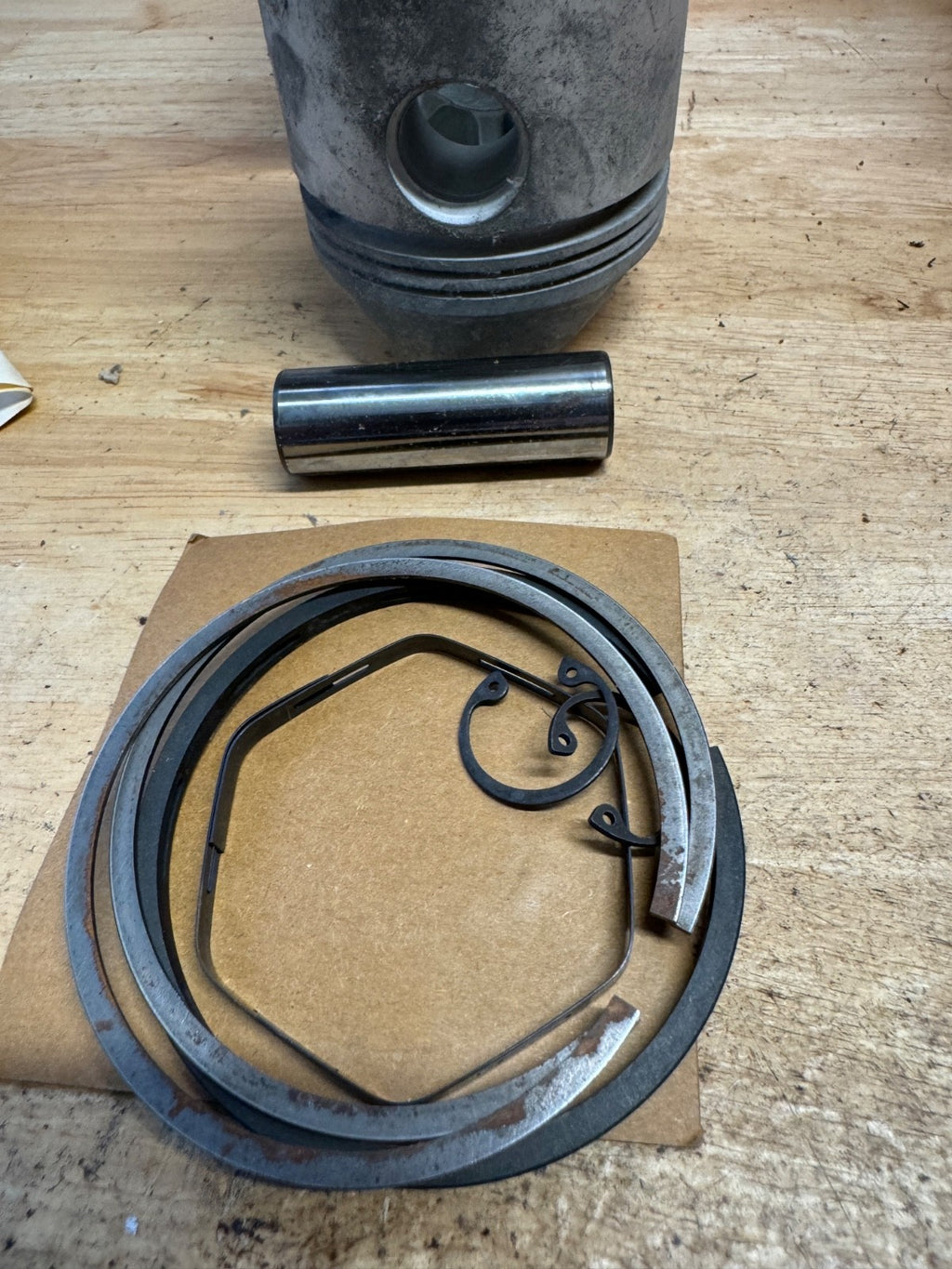 Harley NOS OEM# 22254-70 A Sportster XLH XLCH Piston .020 1970-71