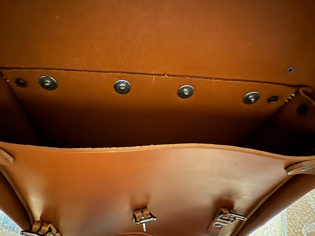 Harley 11786-X WLA WLC Smooth Grain Saddlebags  1942-1952 European