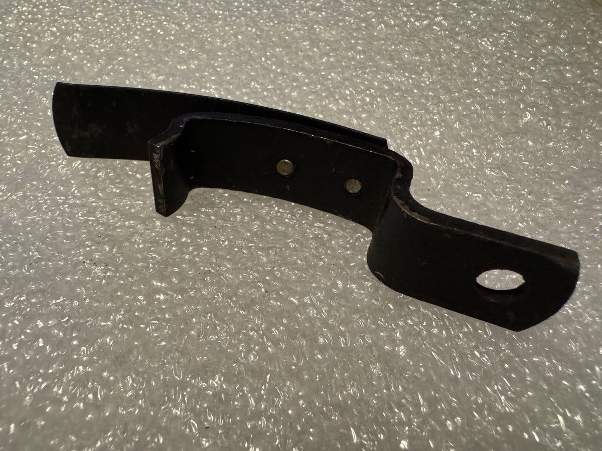 Harley NOS OEM 91032 48 91028 48 Knucklehead Panhead Rear Bumper Bracket2