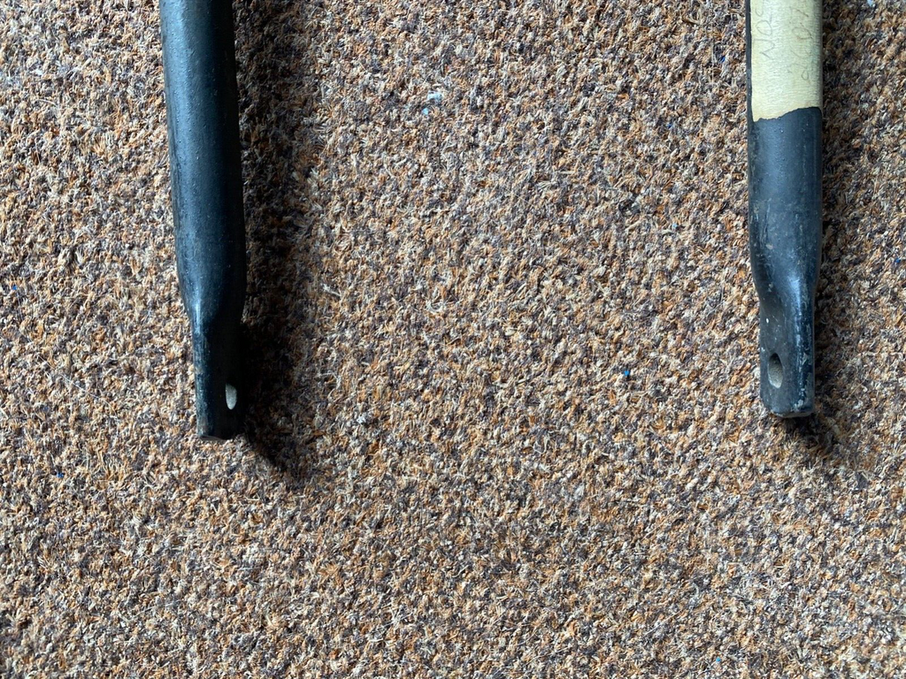 Harley NOS OEM 2607-26 Front Spring Fork Pea Shooter 21" Single DL 1926-34